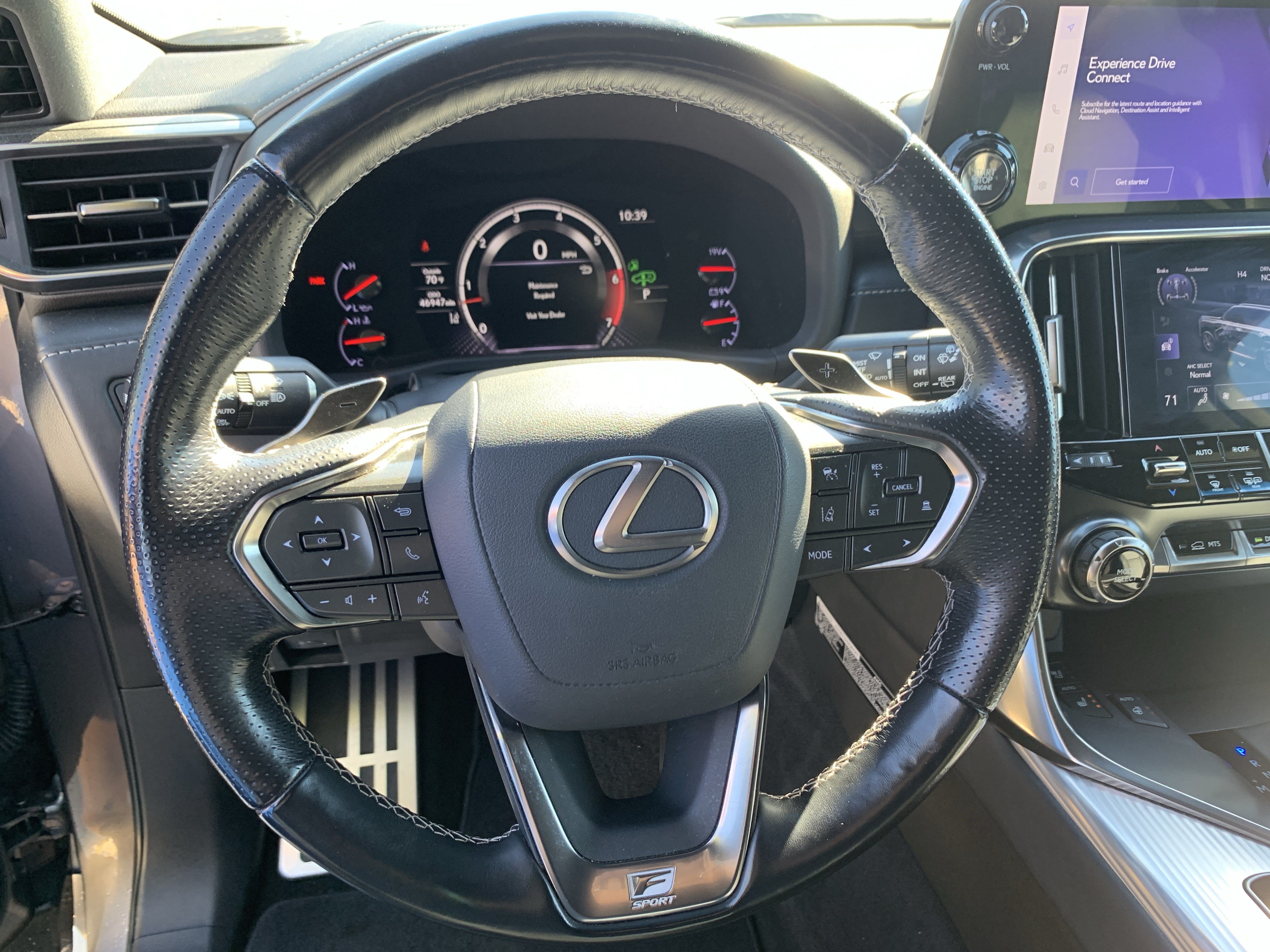 Used 2022 Lexus LX 600 F Sport w/ Accessory Package (Z1) AWD/4WD image 18