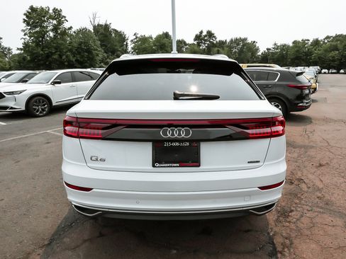 Used 2023 Audi Q8 Premium w/ Convenience Package AWD/4WD image 5