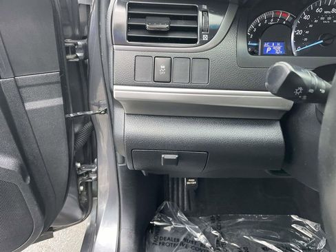Used 2012 Toyota Camry SE image 29