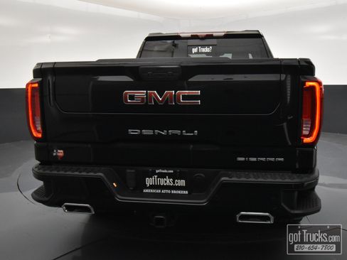 Used 2021 GMC Sierra 1500 Denali w/ Denali Ultimate Package image 5