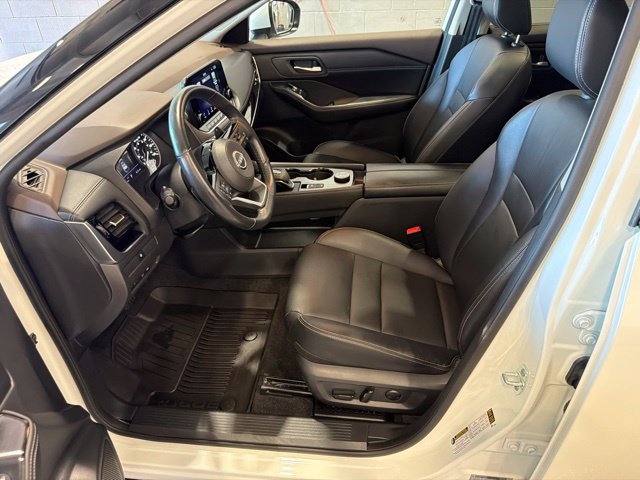 Certified 2023 Nissan Rogue SL w/ SL Premium Package AWD/4WD image 18