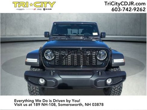 New 2026 Jeep Gladiator Willys image 5