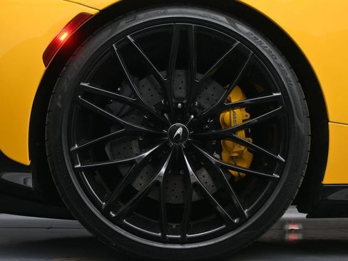 Used 2023 McLaren GT RWD image 9