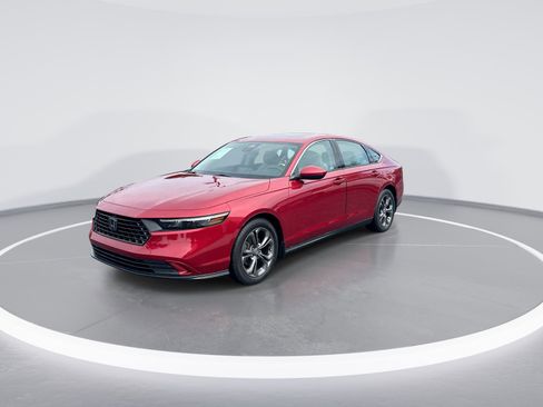 Used 2023 Honda Accord EX image 5