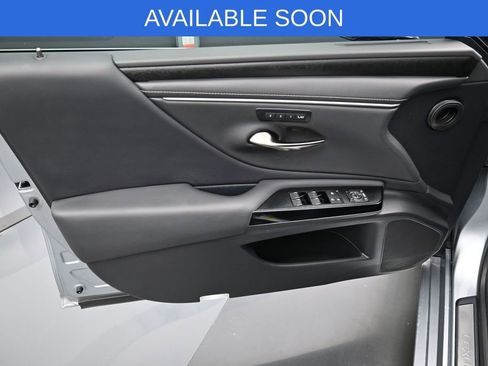Used 2025 Lexus ES 350 w/ Accessory Package (Z1) FWD image 11
