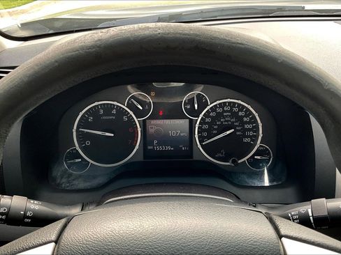 Used 2015 Toyota Tundra SR5 w/ SR5 Upgrade Package image 14