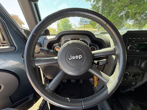 Used 2008 Jeep Wrangler Rubicon w/ Dual Top Group image 10