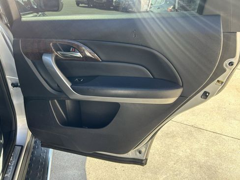 Used 2011 Acura MDX w/ Technology Package AWD/4WD image 16