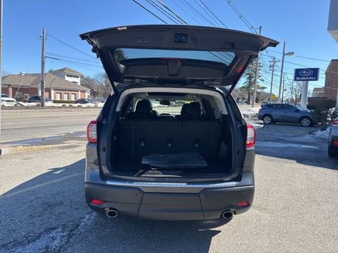 Used 2024 Subaru Ascent Touring image 11