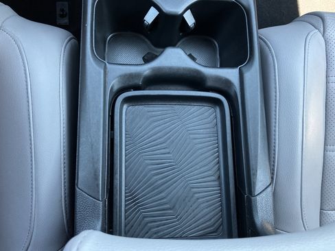 Used 2017 Honda CR-V EX-L image 23