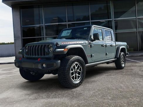New 2025 Jeep Gladiator Rubicon w/ Convenience Group image 3