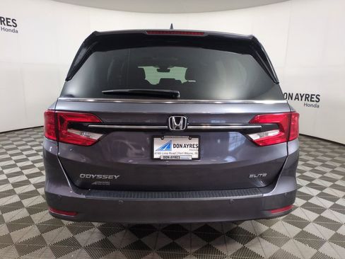 Certified 2023 Honda Odyssey Elite image 5