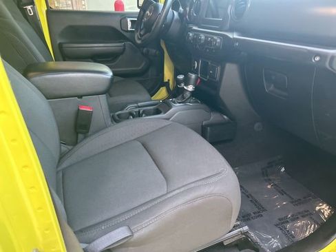 Used 2023 Jeep Gladiator Sport w/ Trailer Tow Package image 38