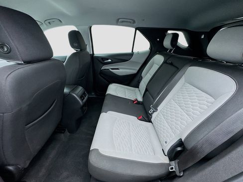 Used 2020 Chevrolet Equinox LT image 15