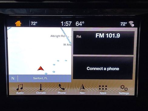 Used 2019 Lincoln Continental Select image 25