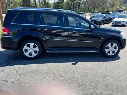 Used 2011 Mercedes-Benz GL 450 4MATIC image 8