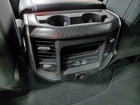 Used 2025 RAM 1500 Big Horn AWD/4WD image 42