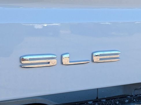 New 2026 GMC Sierra 1500 SLE AWD/4WD image 19