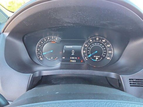 Used 2017 Ford Explorer Platinum image 3