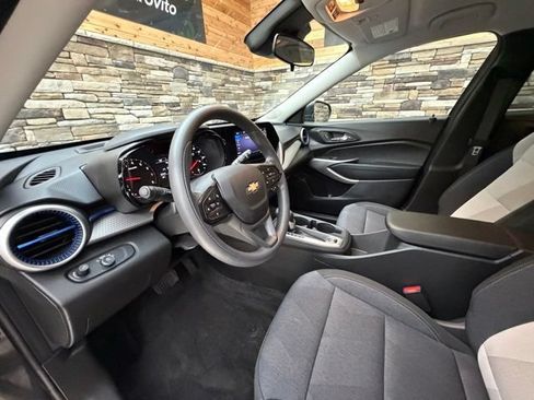 Used 2024 Chevrolet Trax LS FWD image 12