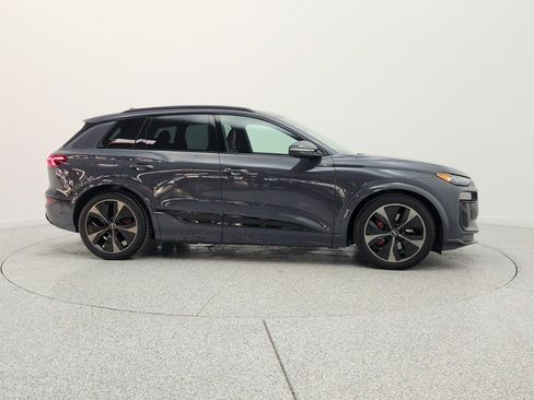 Used 2025 Audi SQ6 e-tron Prestige w/ Red Edition One AWD/4WD image 4