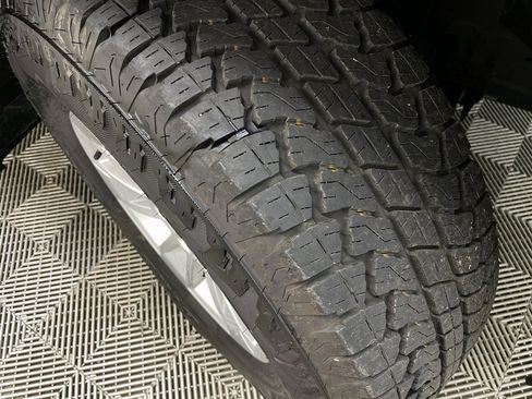 Used 2025 Chevrolet Silverado 1500 W/T w/ WT Value Package image 41