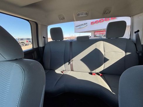 Used 2018 RAM 2500 Tradesman w/ Chrome Appearance Group image 19