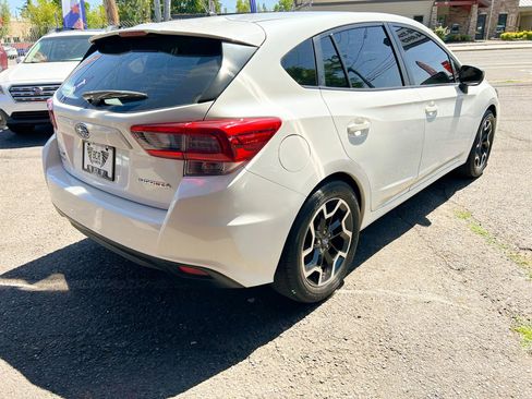 Used 2020 Subaru Impreza 2.0i image 5