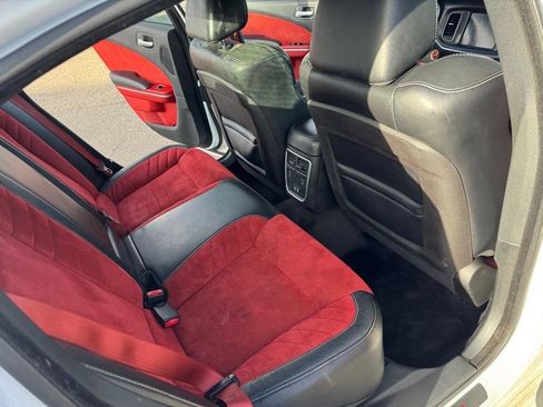 Used 2015 Dodge Charger SRT w/ Harman/Kardon Audio Group image 24