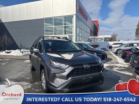 Used 2023 Toyota RAV4 XLE w/ Convenience Package image 1