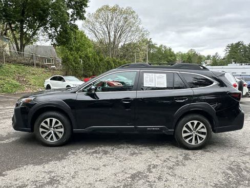 Certified 2024 Subaru Outback Premium AWD/4WD image 2