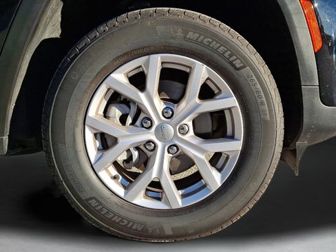 Certified 2022 Jeep Grand Cherokee Limited image 8