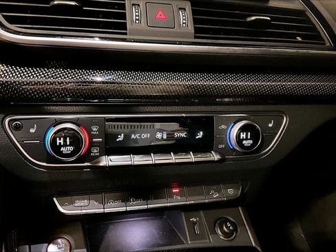 Used 2024 Audi SQ5 Premium Plus w/ Premium Plus Package image 24