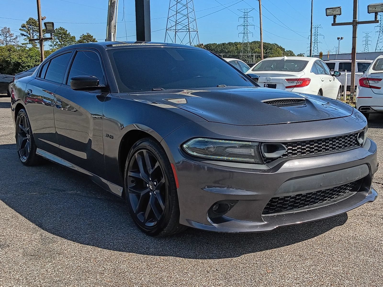 Used 2019 Dodge Charger R/T w/ Blacktop Package RWD image 1