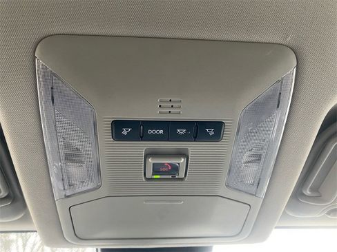 Used 2024 Toyota RAV4 XLE image 29