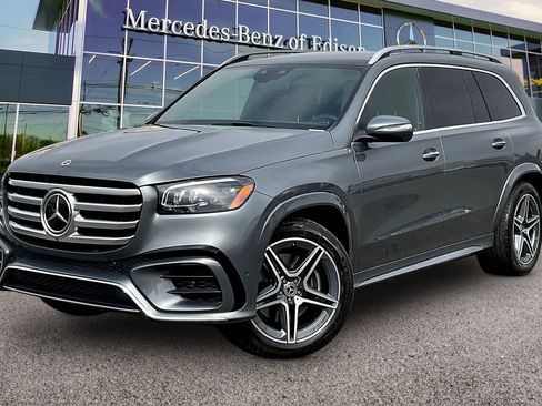 New 2025 Mercedes-Benz GLS 450 4MATIC image 2