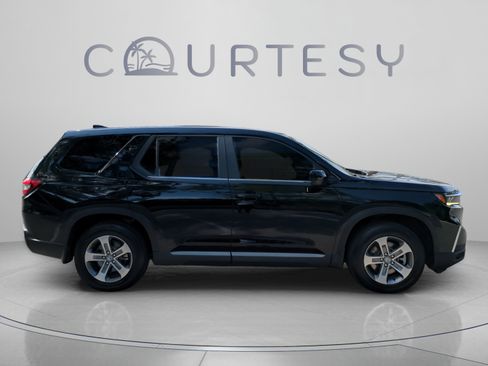 Used 2024 Honda Pilot EX-L image 8