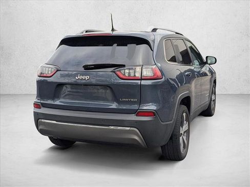Used 2019 Jeep Cherokee Limited image 2