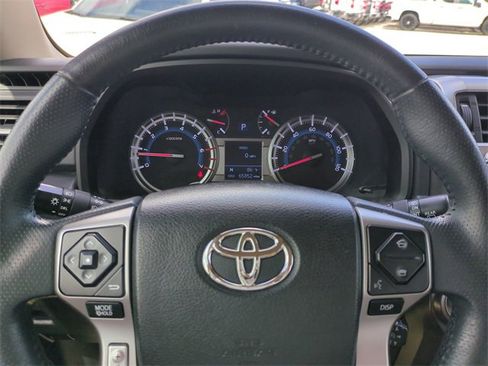 Used 2017 Toyota 4Runner SR5 image 32