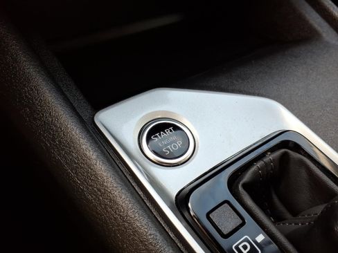 Used 2025 Nissan Altima 2.5 SV image 12