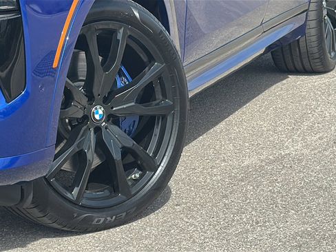 New 2025 BMW X7 M60i image 3