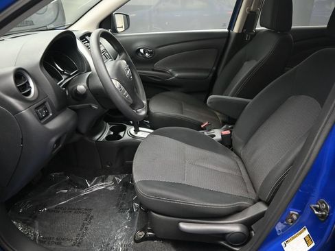 Used 2015 Nissan Versa SV FWD image 16