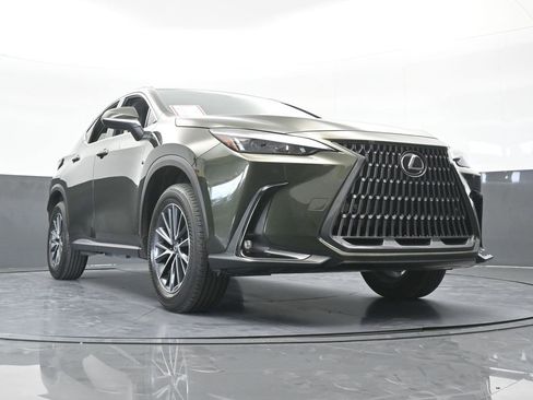 Used 2025 Lexus NX 250 FWD w/ Cold Area Package image 65