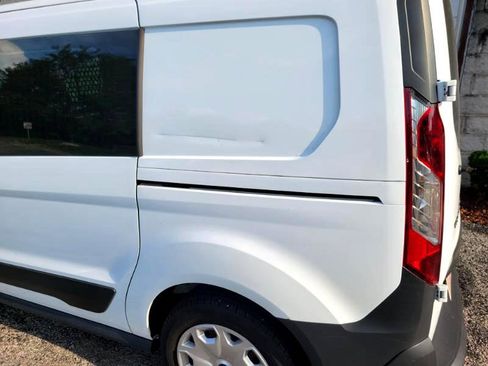 Used 2016 Ford Transit Connect XL image 9