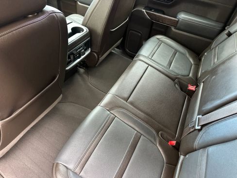 Used 2019 GMC Sierra 1500 Denali w/ Technology Package AWD/4WD image 4