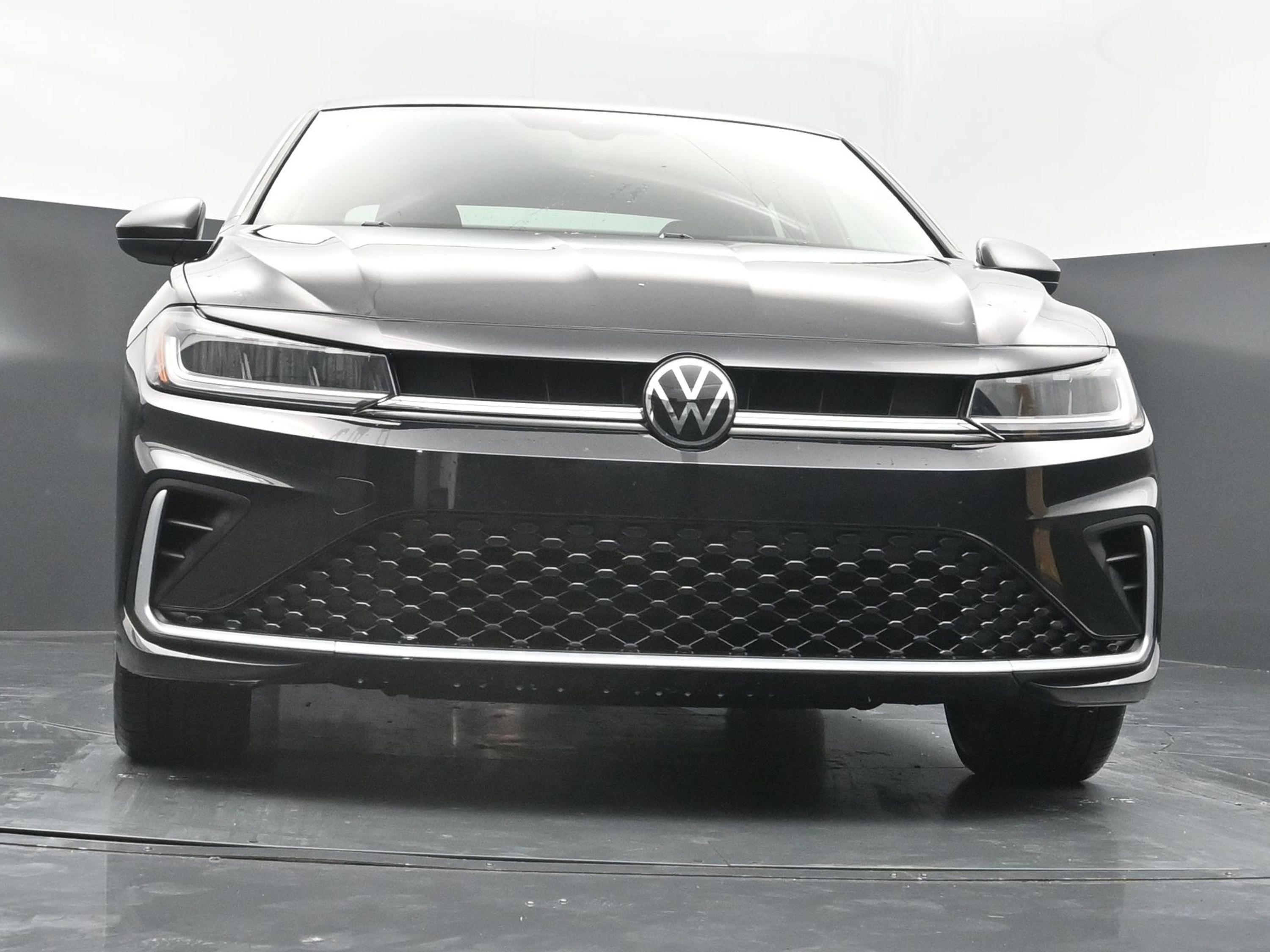 Used 2026 Volkswagen Jetta SE FWD image 41