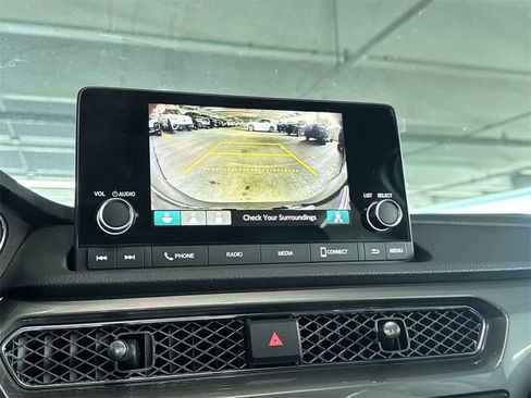 New 2025 Acura Integra image 17