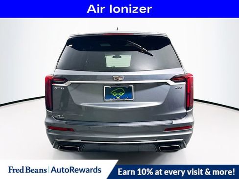 Used 2022 Cadillac XT6 Premium Luxury AWD/4WD image 7
