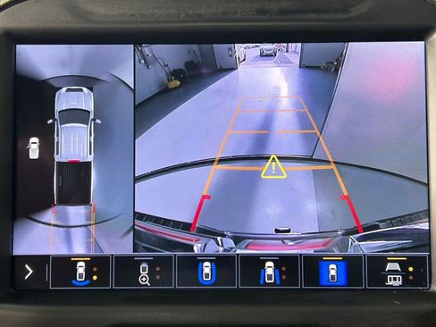 Used 2021 GMC Sierra 2500 Denali w/ Denali Ultimate Package image 21