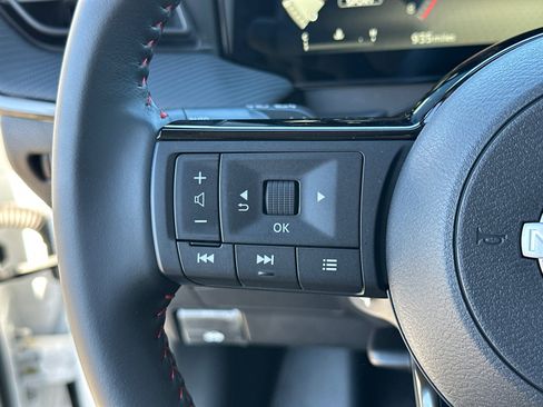 Used 2026 Nissan Kicks SR w/ Illumination Package image 25